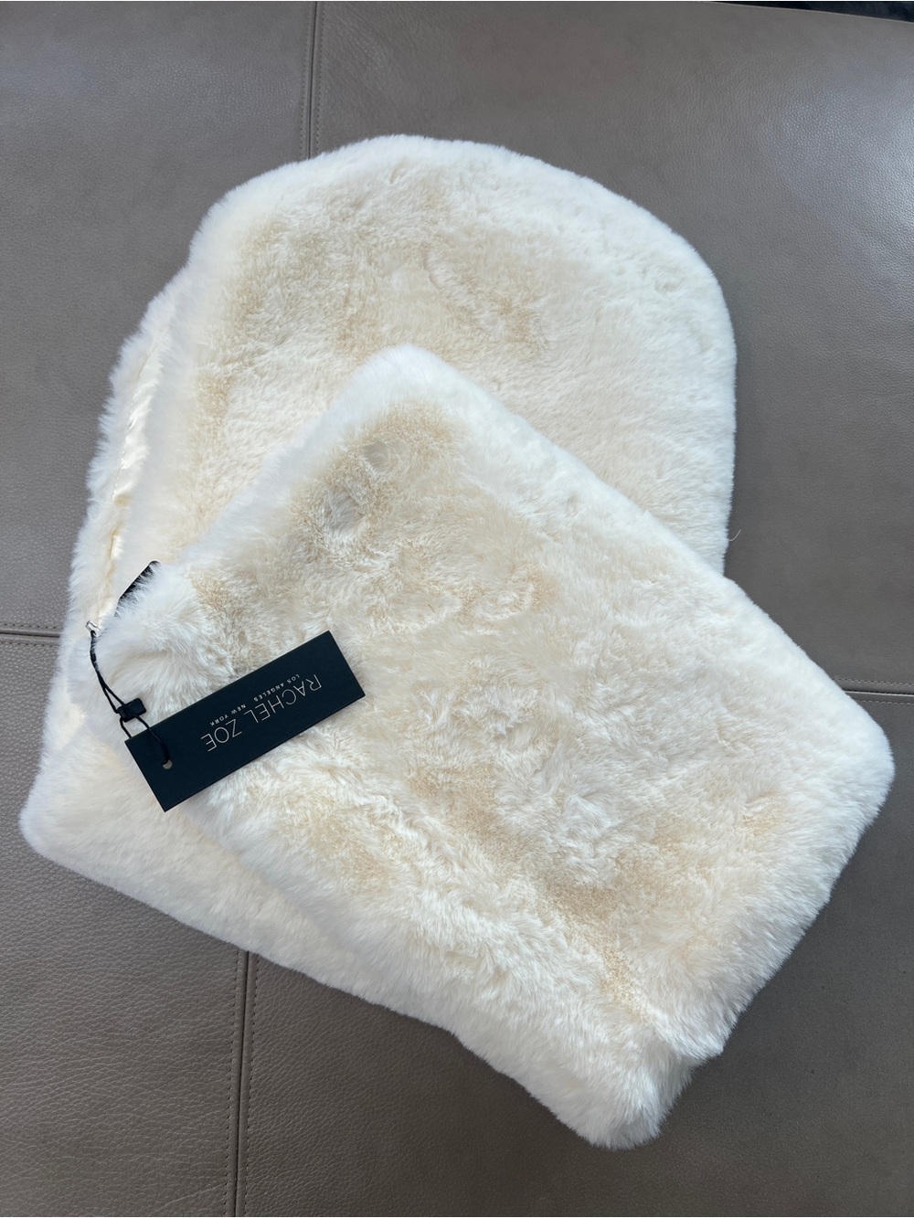 Rachel Zoe Cream Ivory Faux Fur
Scarf Wrap One Size